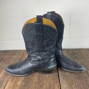 Vintage cowboy boots